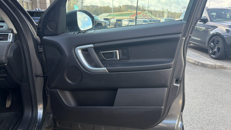 Land Rover Discovery Sport 2.0 TD4 180 SE Tech 5dr Diesel Station Wagon